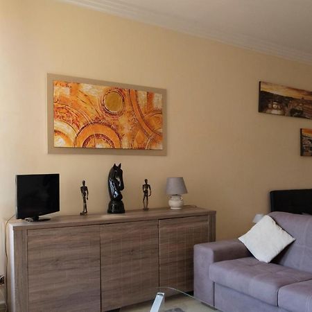 Tritone Apartment Рим Экстерьер фото