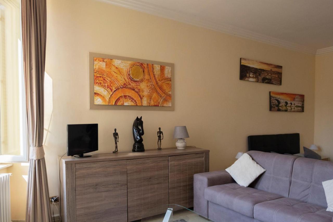 Tritone Apartment Рим Экстерьер фото