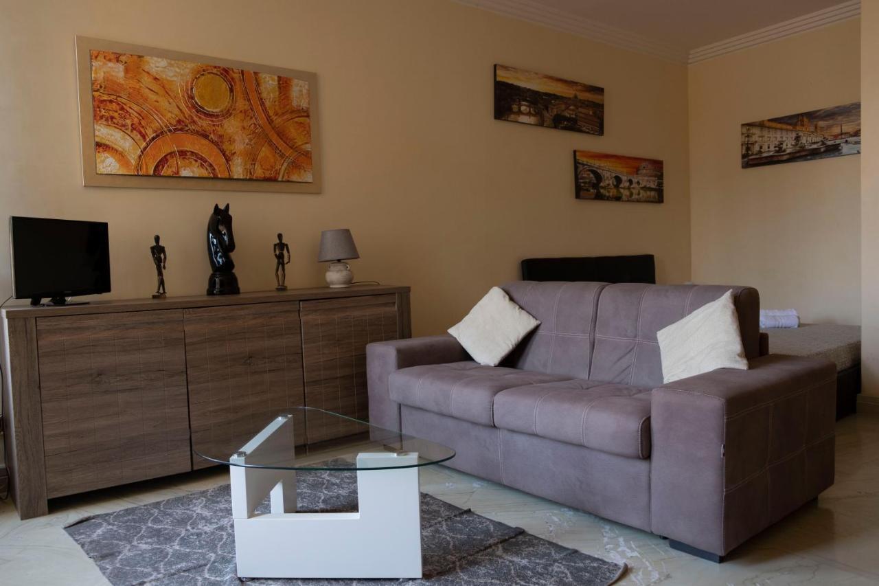 Tritone Apartment Рим Экстерьер фото